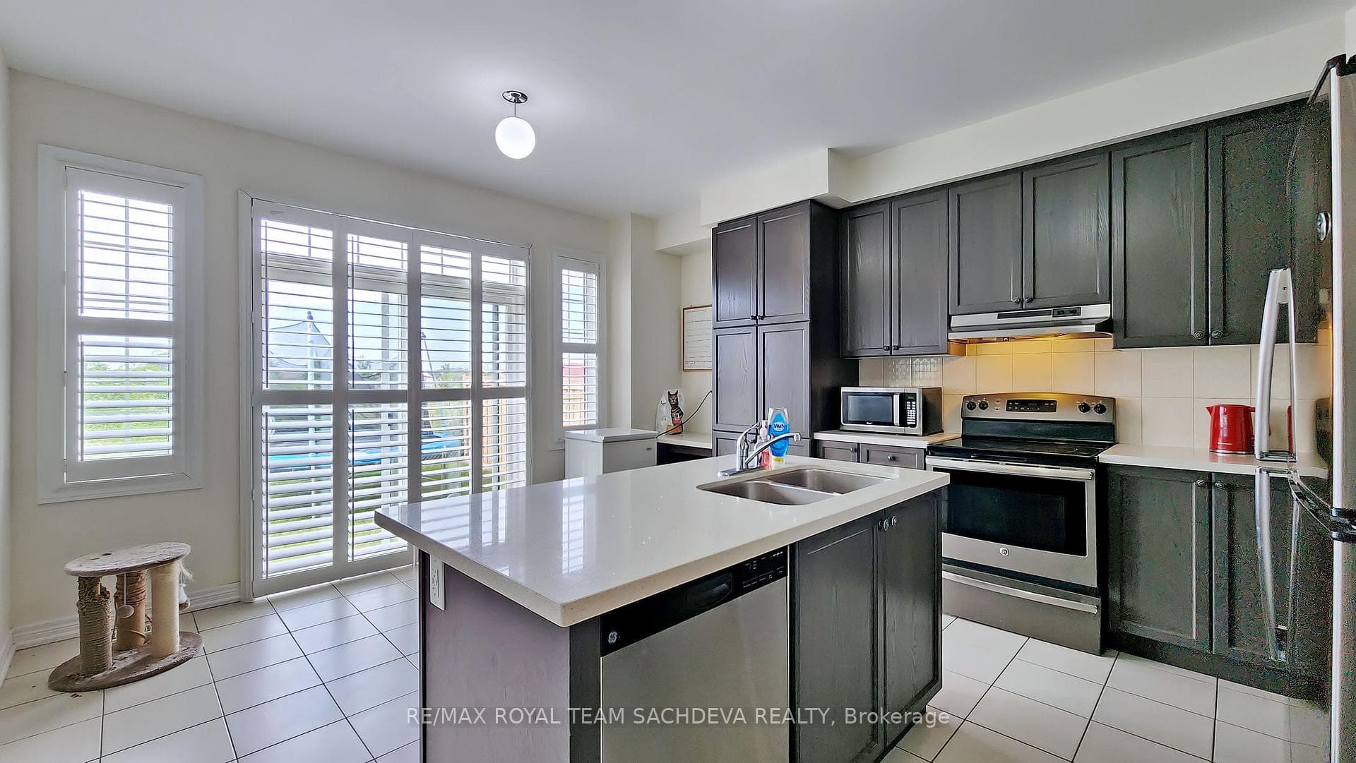 95 Fred Jackman Avenue photo 14