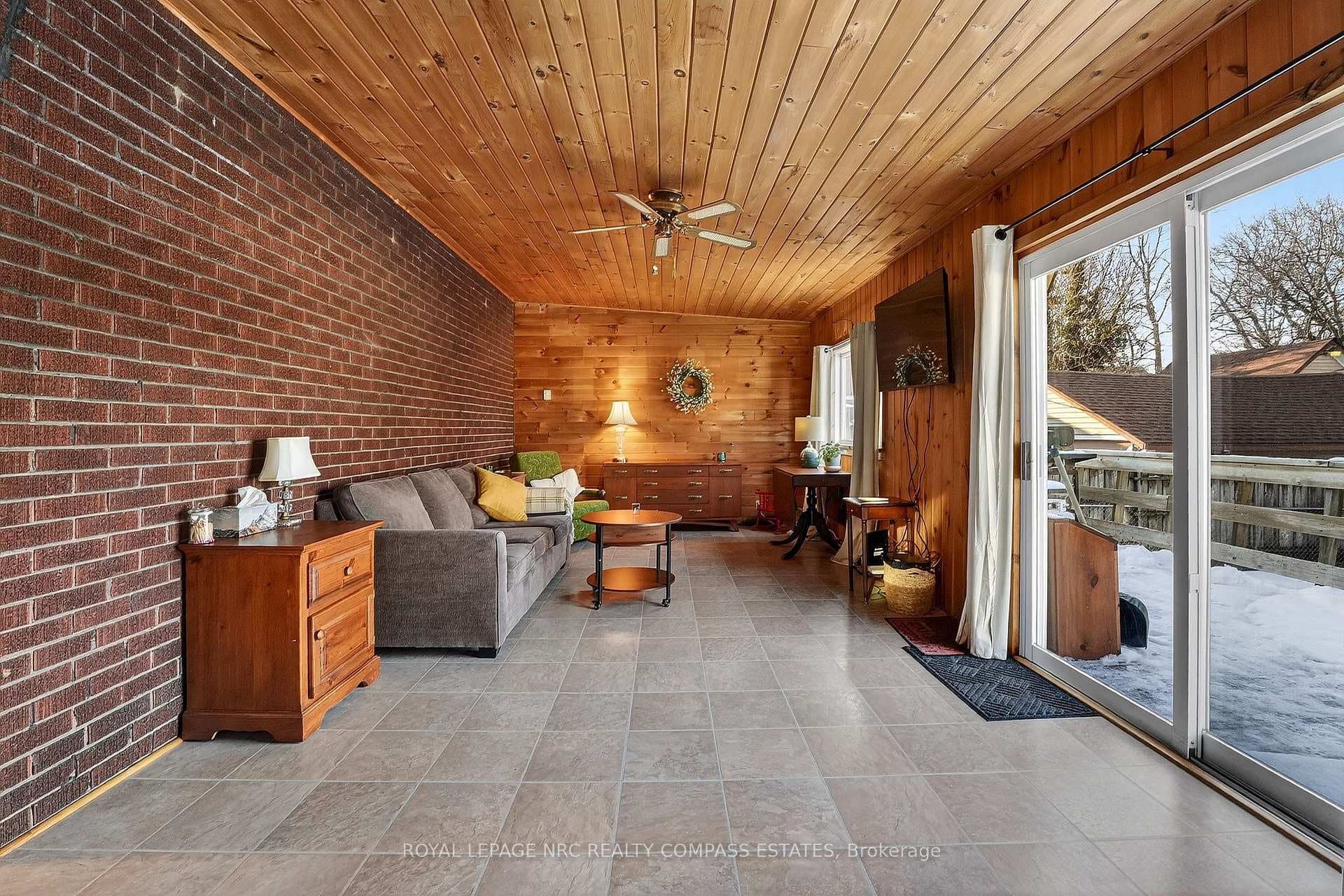 234 Jarvis Street photo 28