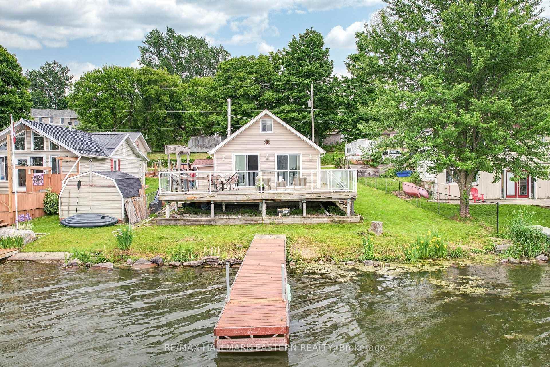 78 Coleman Lane photo 2