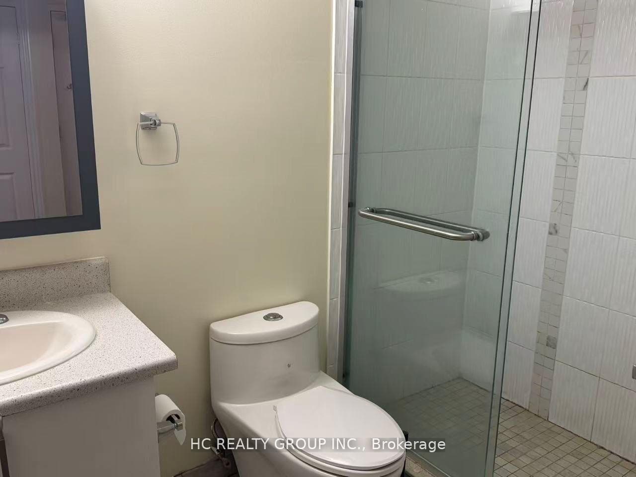 1606 Queen Street Unit 3 photo 8
