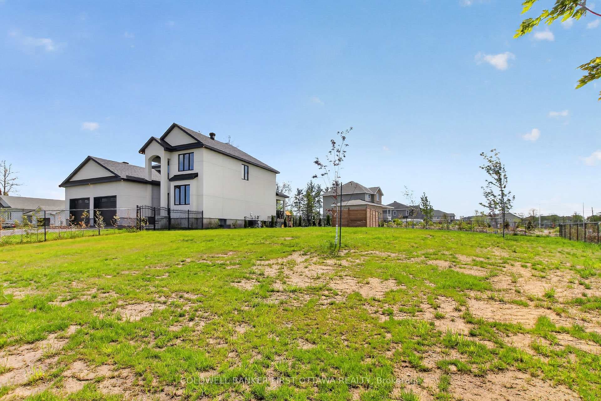 207 Owen Lucas Street photo 47