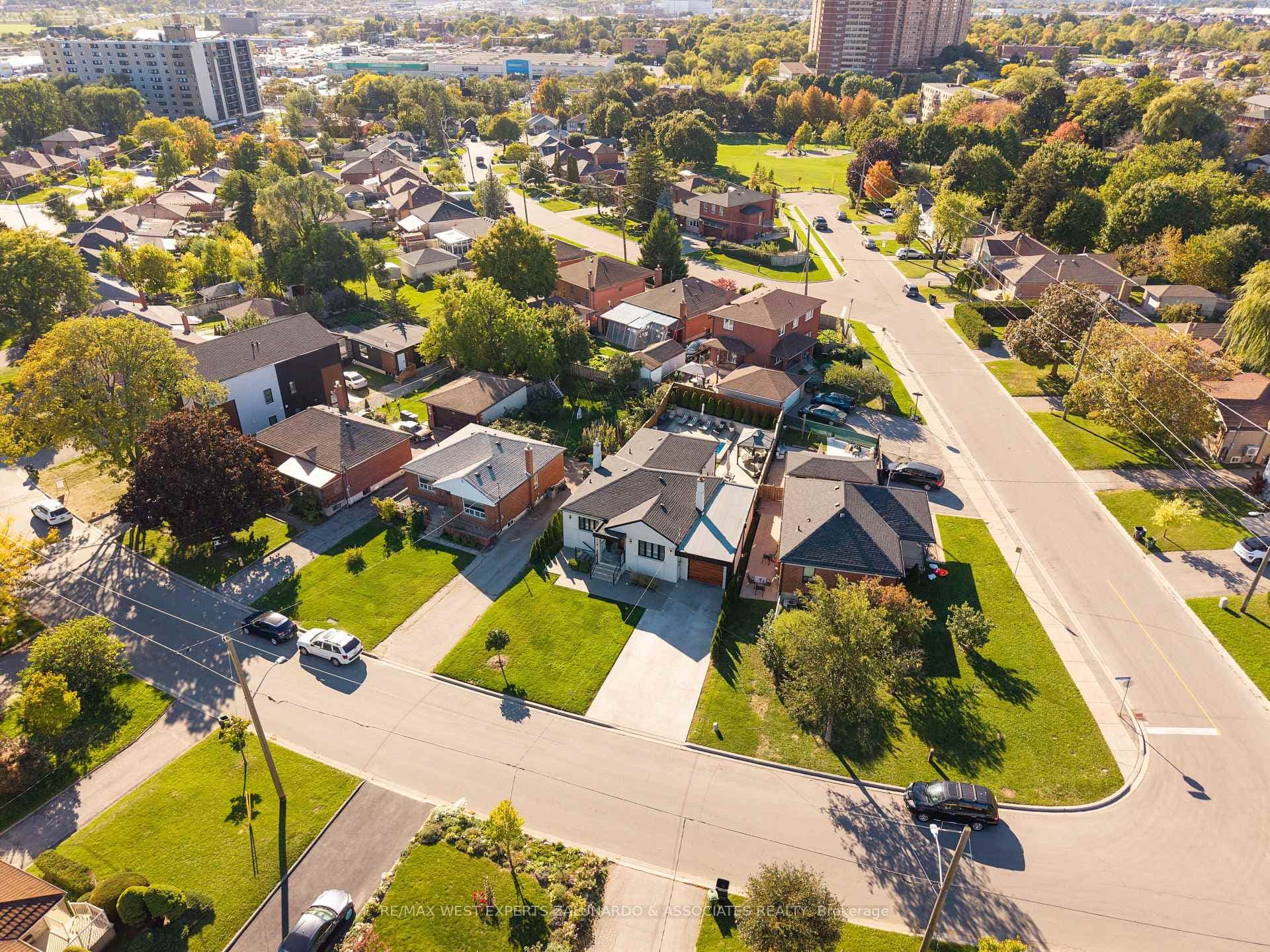 18 Smallwood Drive photo 44