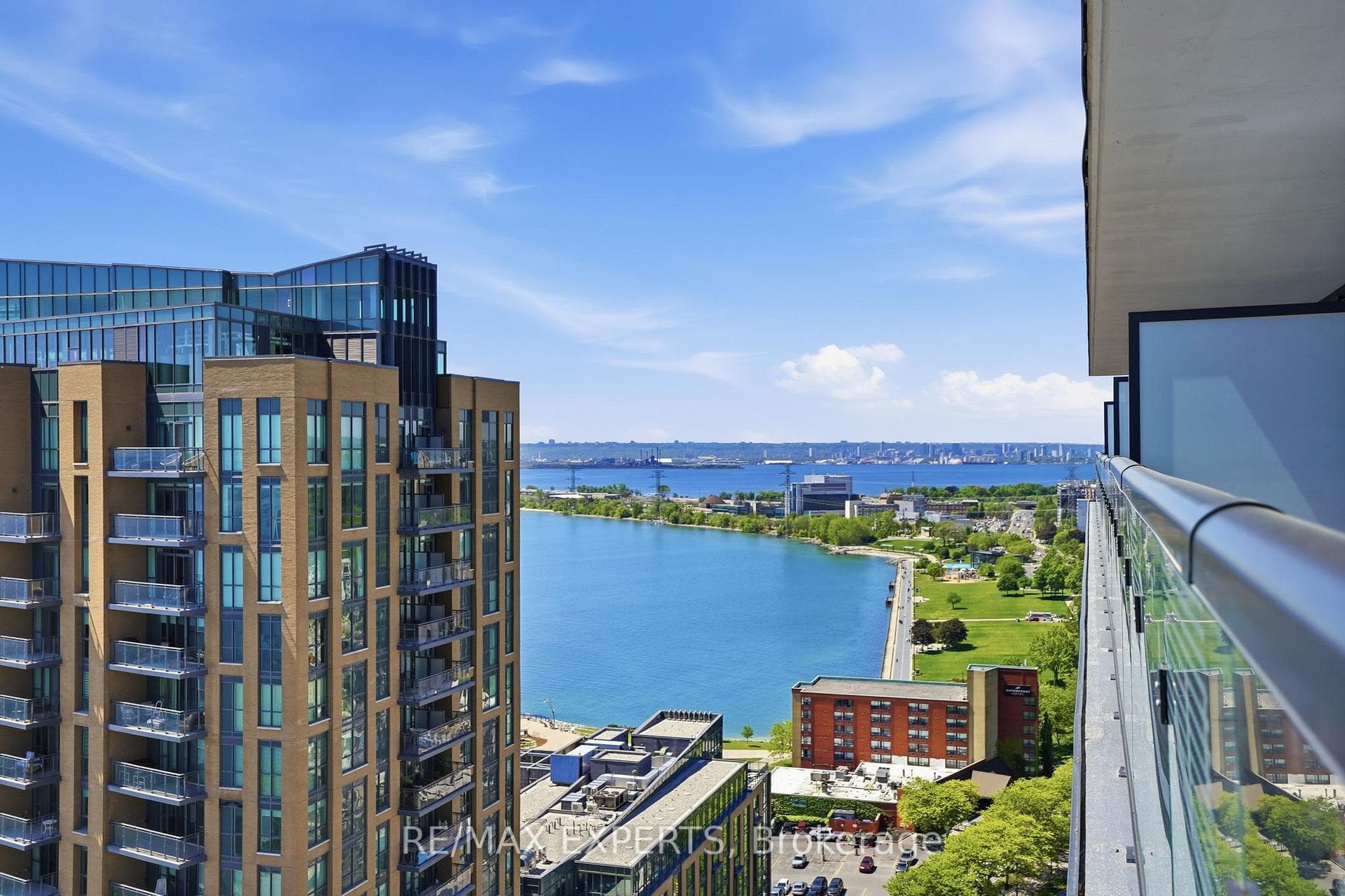 2075 Lakeshore Road Unit 2104 photo 40