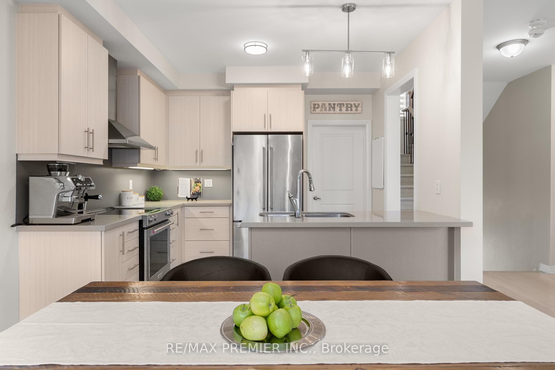 29 Oliana Way photo 12