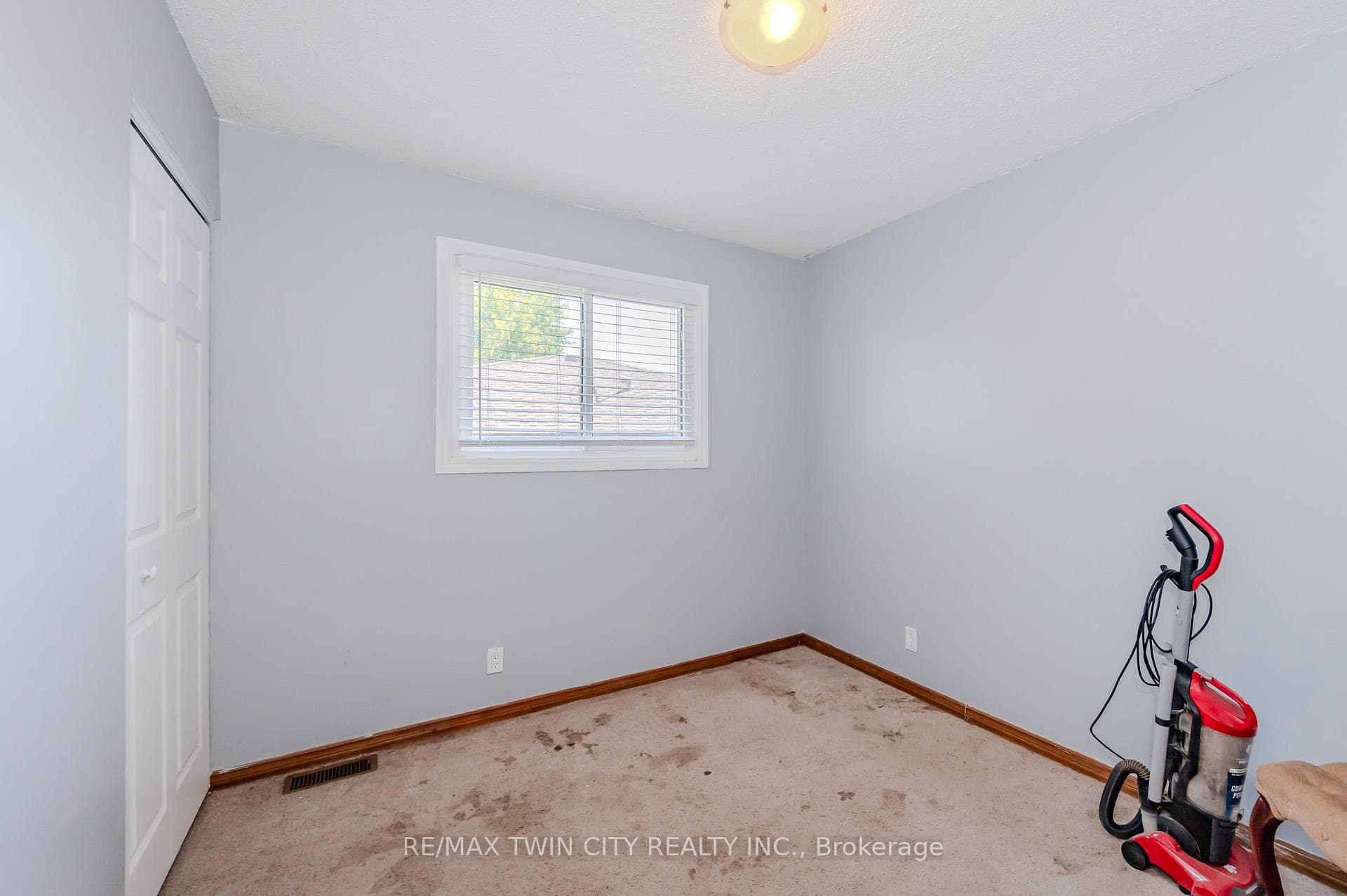 39 Spring Hill Place photo 20