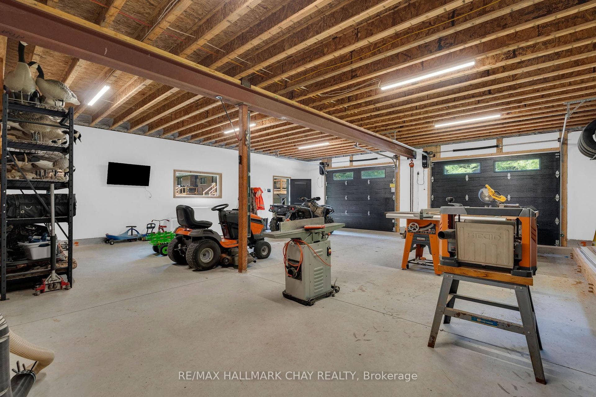 780 Marshall Road, Tiny