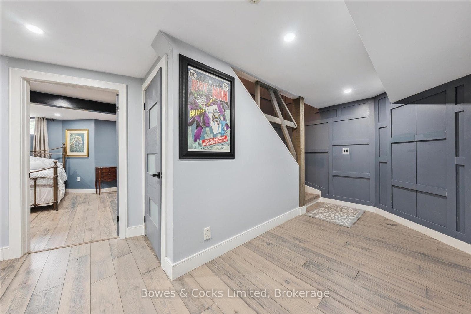 4588 Paynes Crescent photo 17