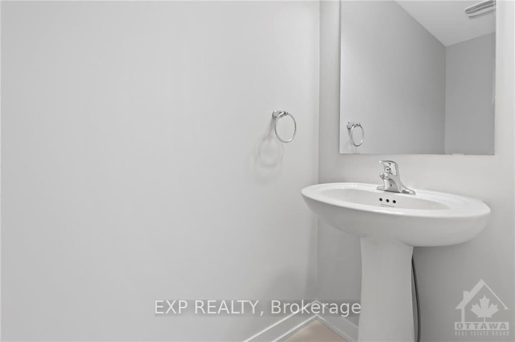 622 PARNIAN photo 11