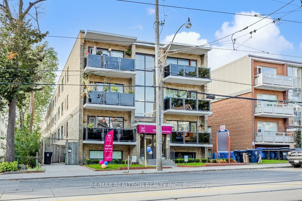 156 Kingston Road Unit 216 photo 2