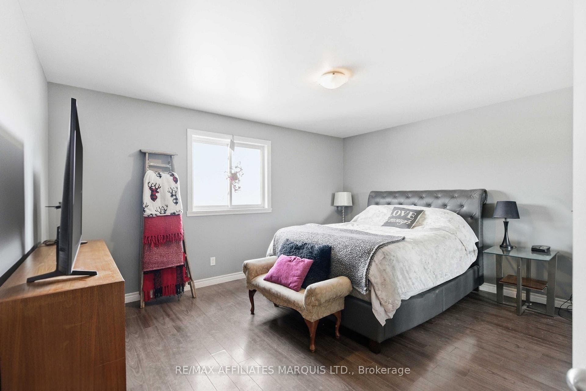 109 French Avenue photo 20