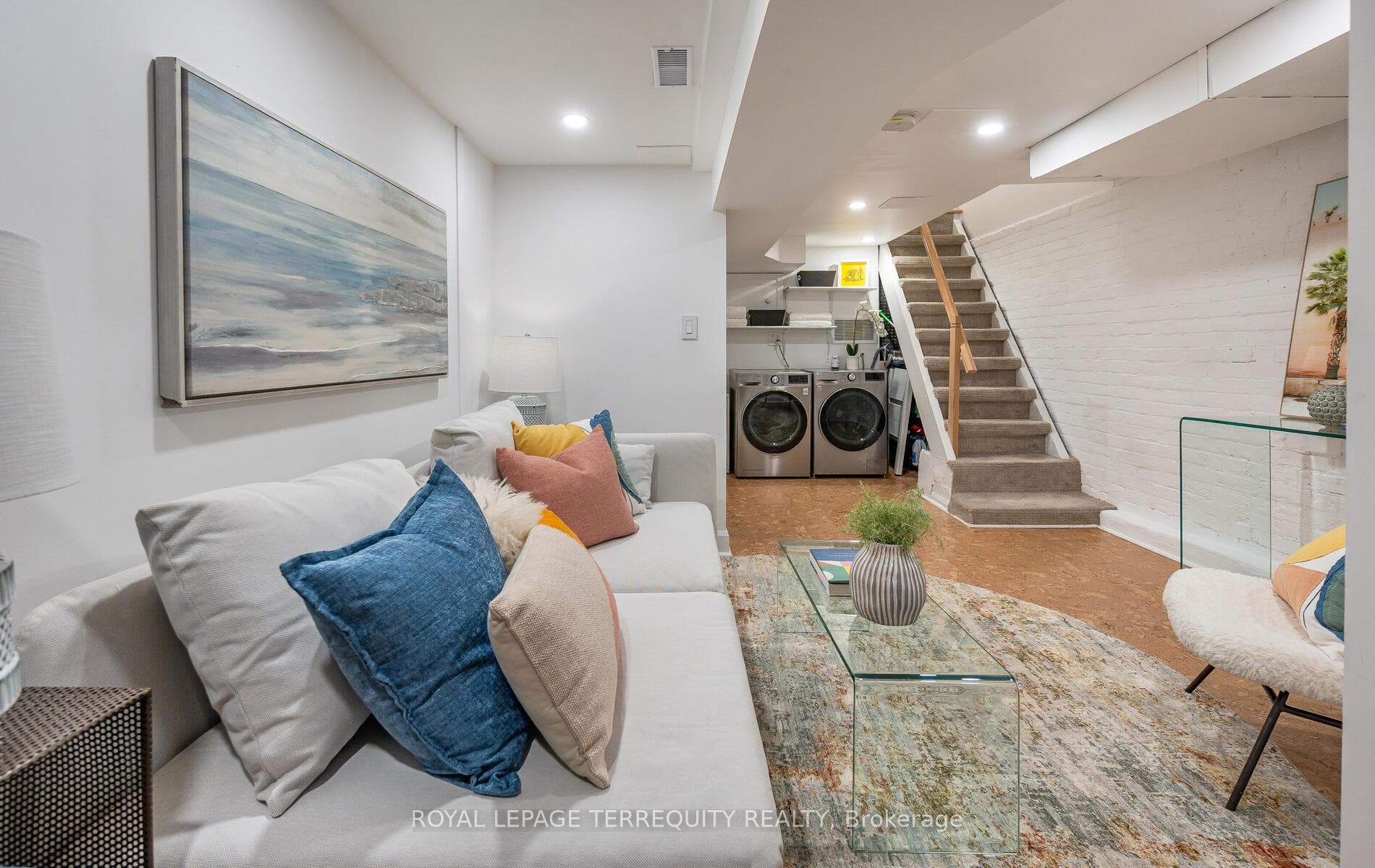 157 Claremont Street photo 25