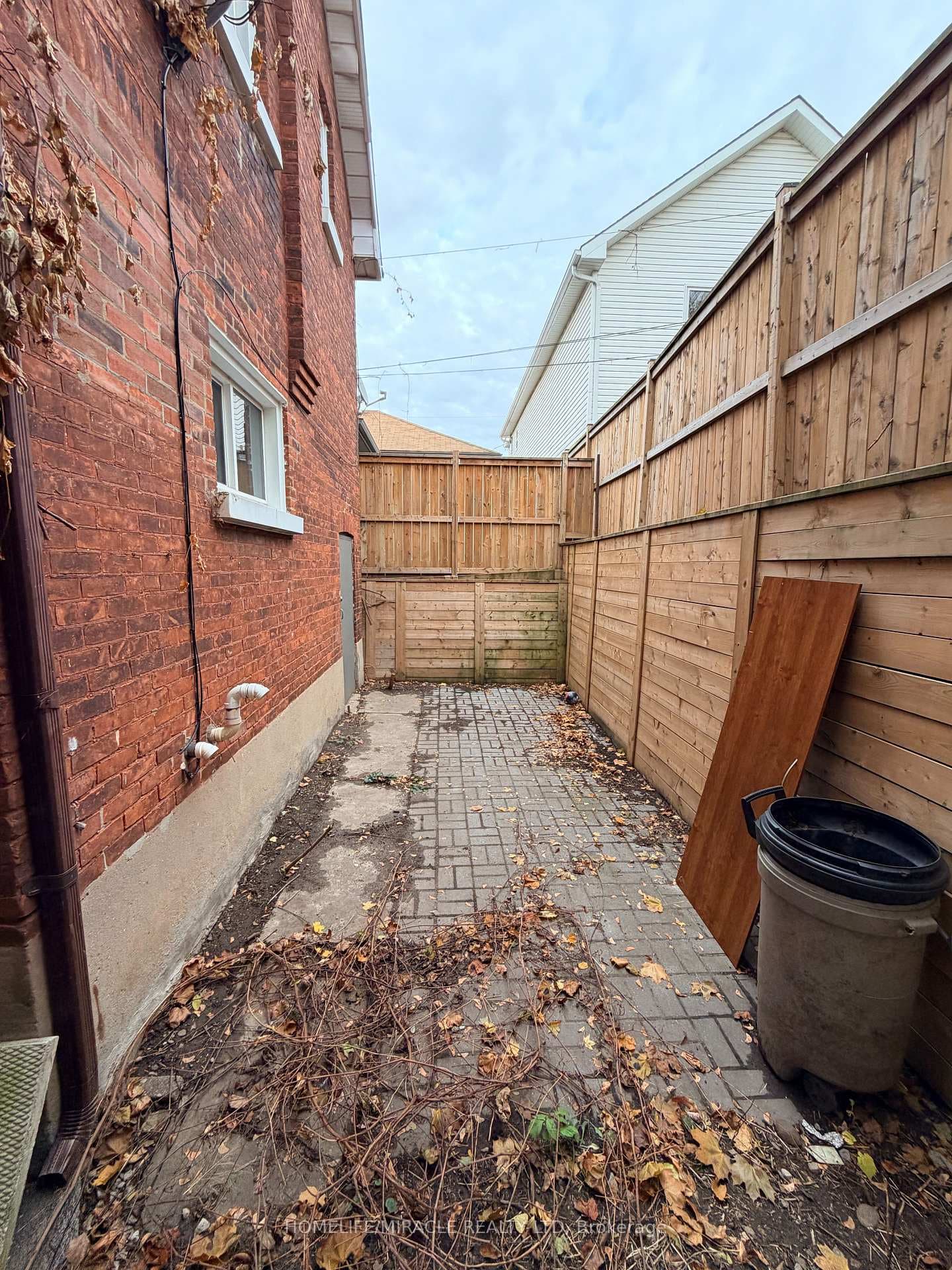 201 Darling Street photo 17