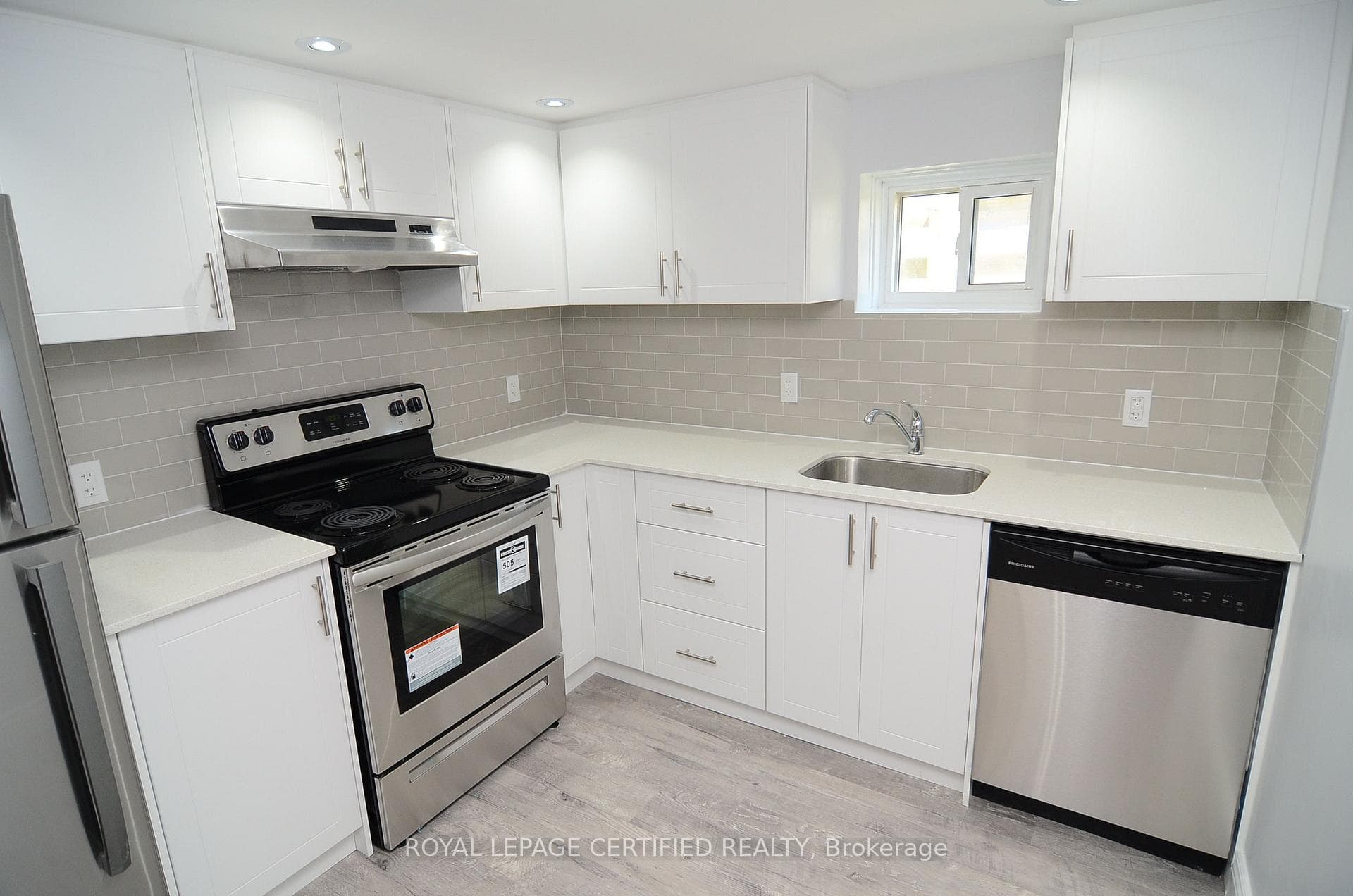 30 Blakemanor Boulevard Unit Bsmt photo 4