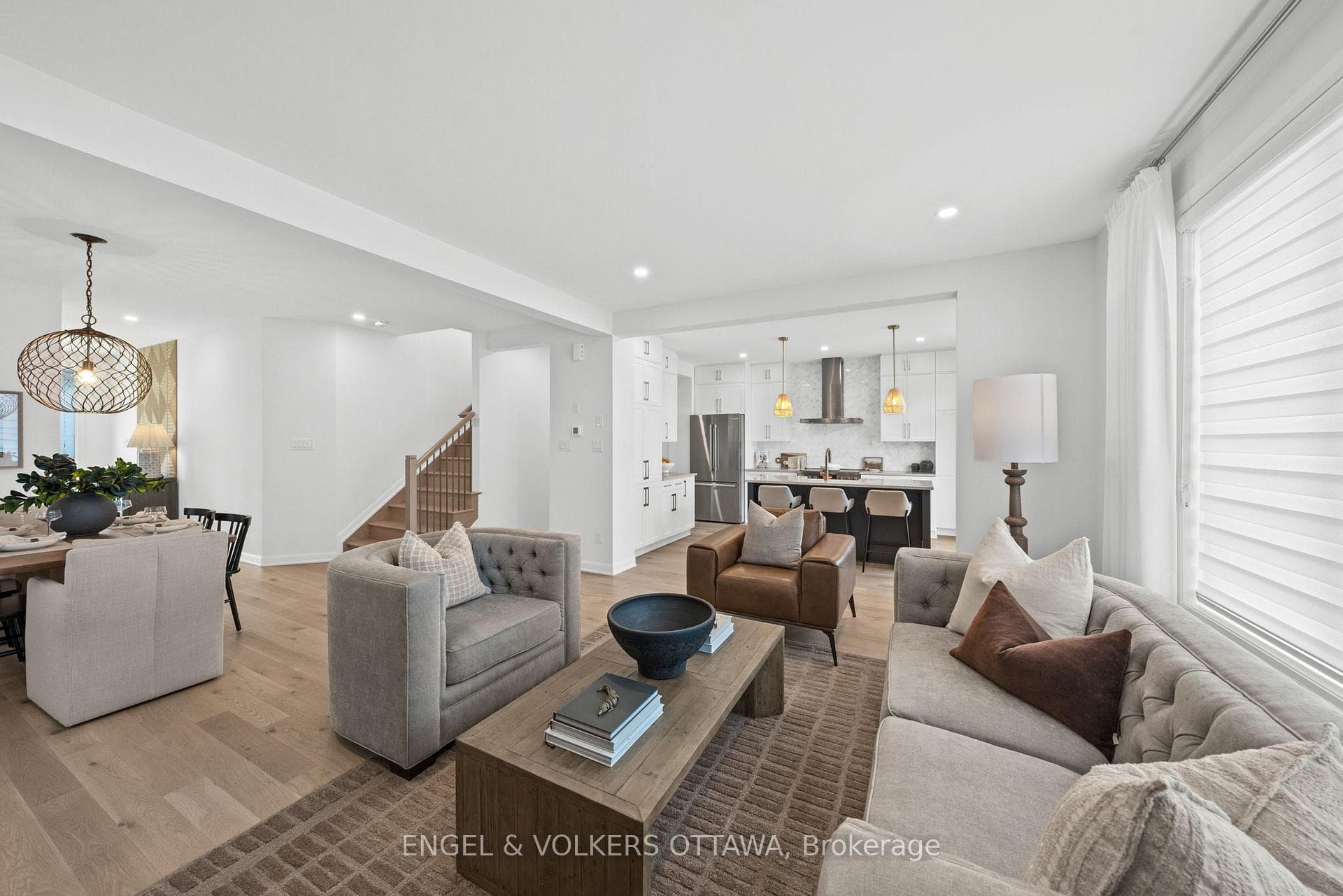 611 Ribbon Street photo 12