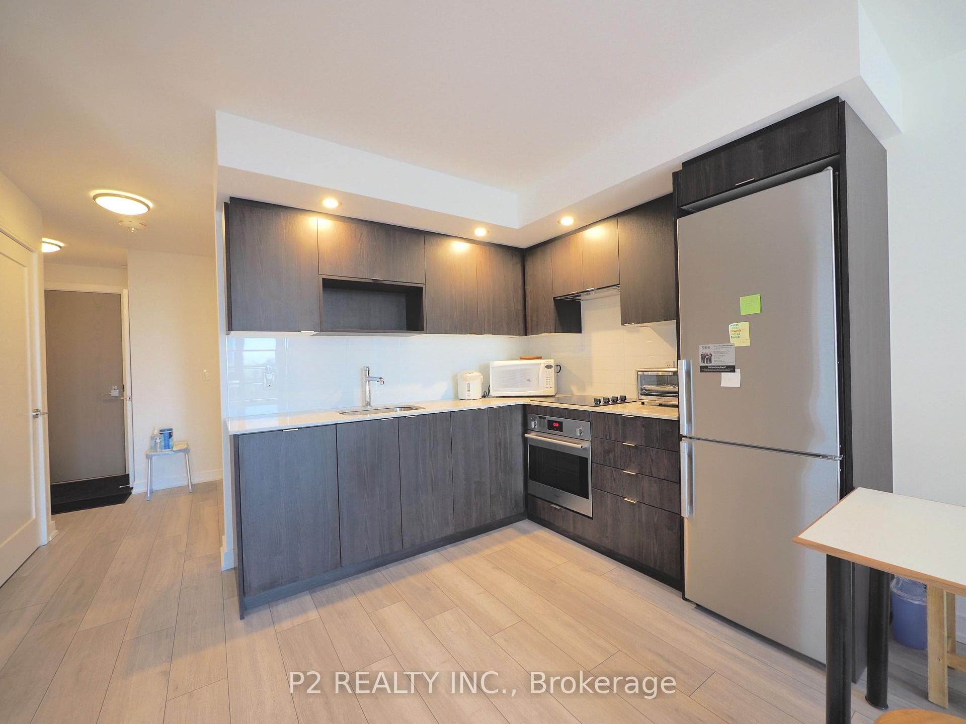 225 Village Green Square Unit 306 photo 15