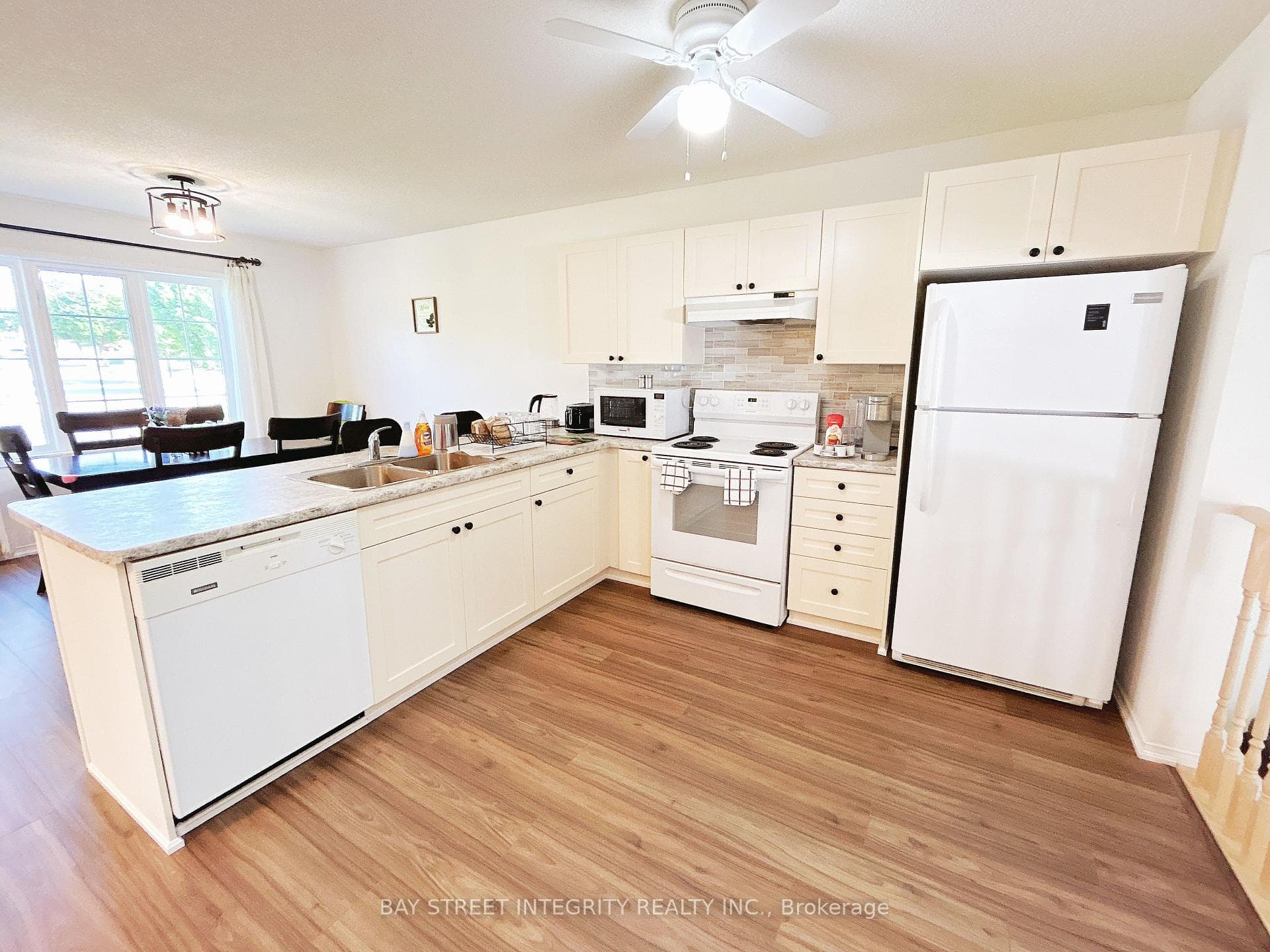 8 OSPREY RIDGE Road photo 3
