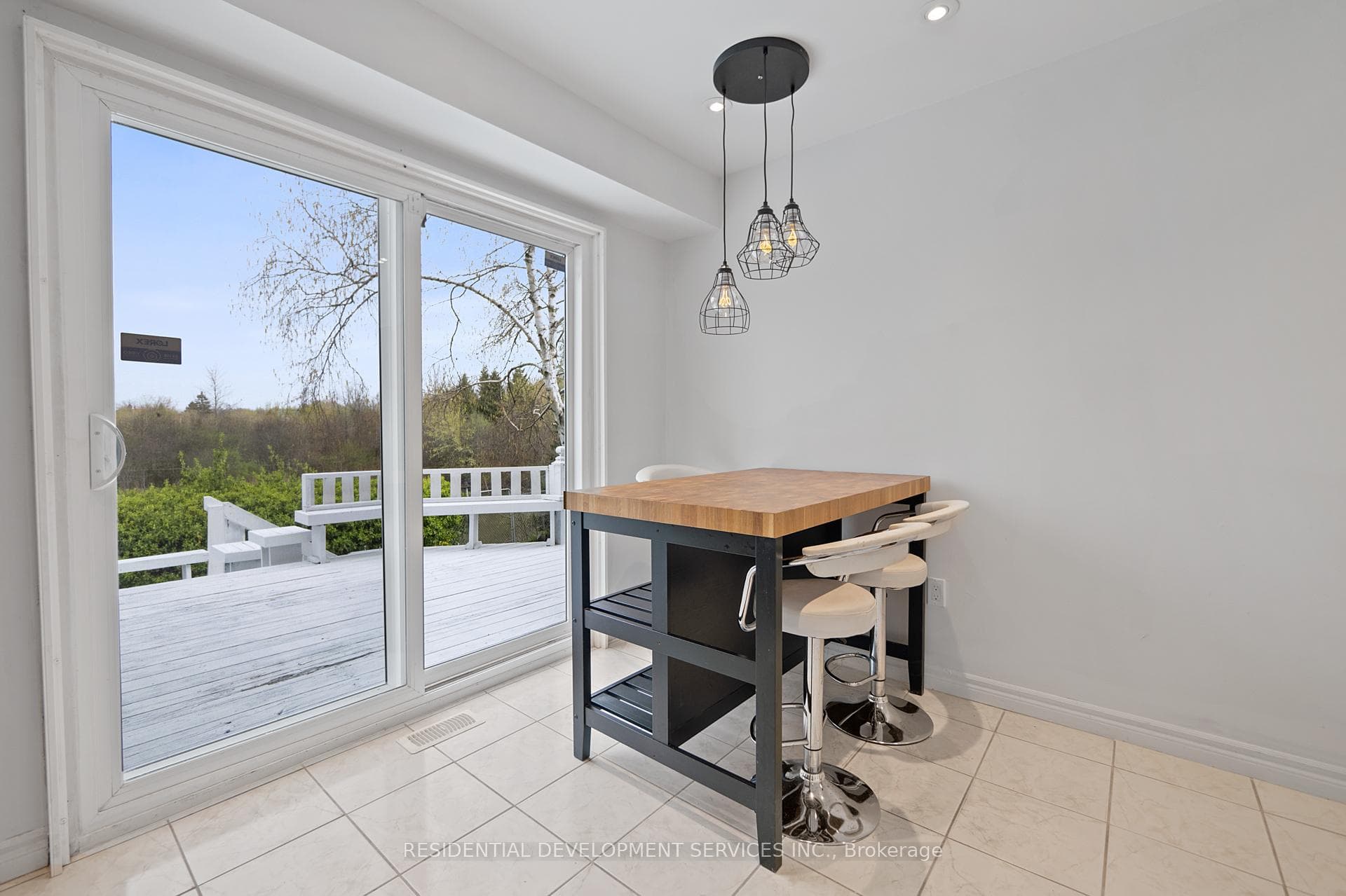 93 Rollo Drive photo 5