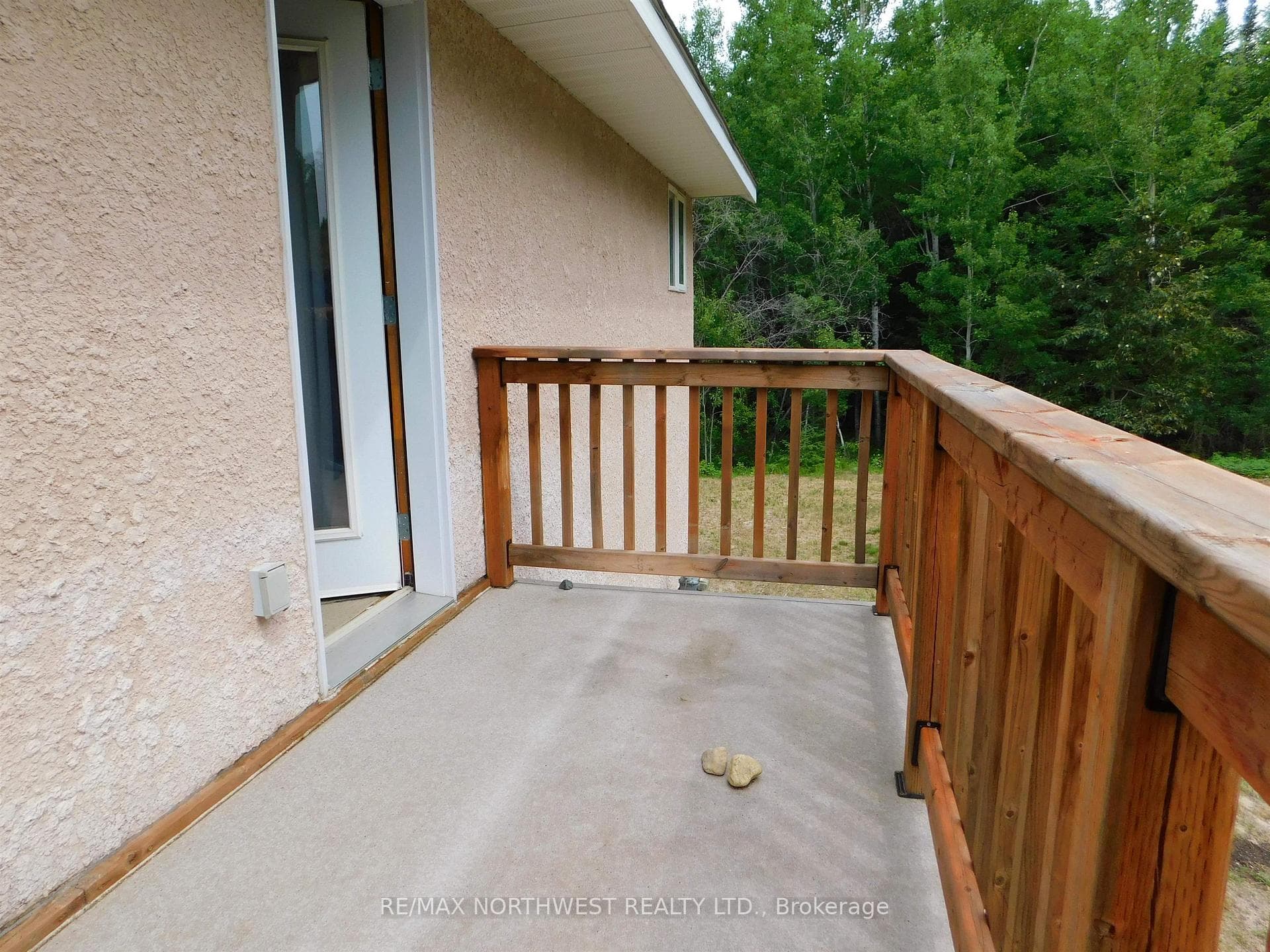 722 Sandy Beach Road photo 23