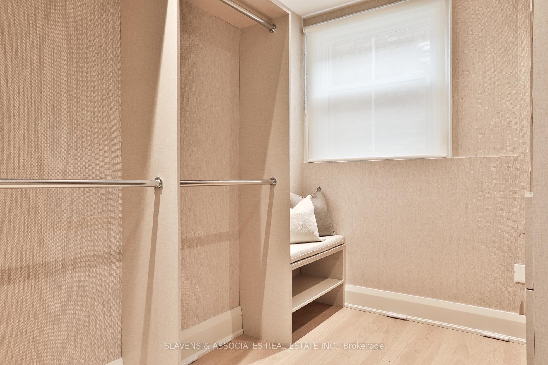 3 Highbourne Road photo 13