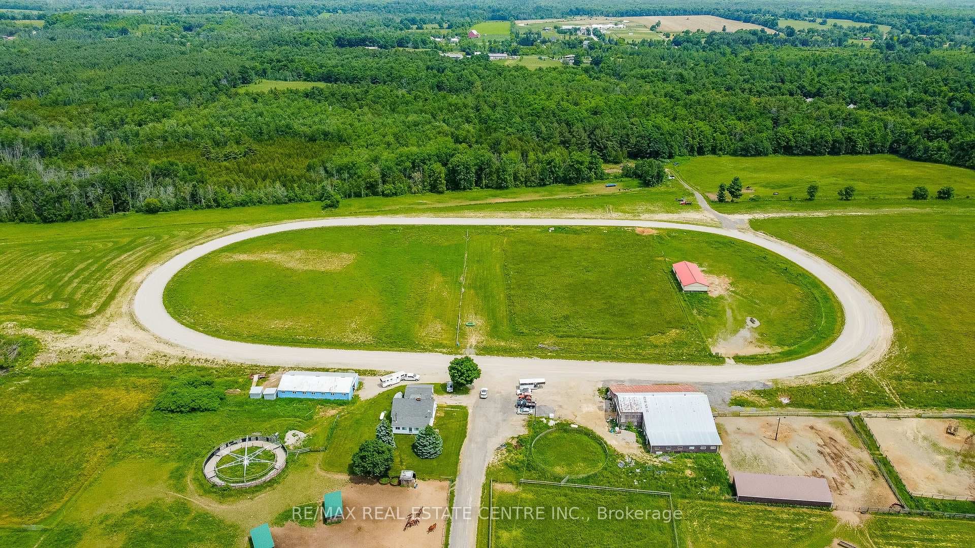 10253 2nd Line photo 6