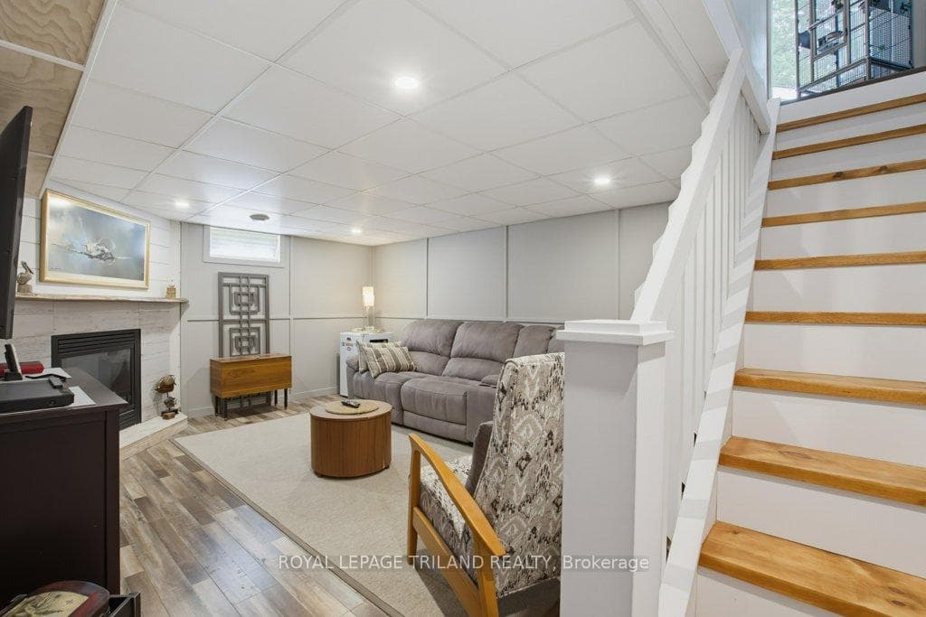 185 Centennial Avenue photo 32