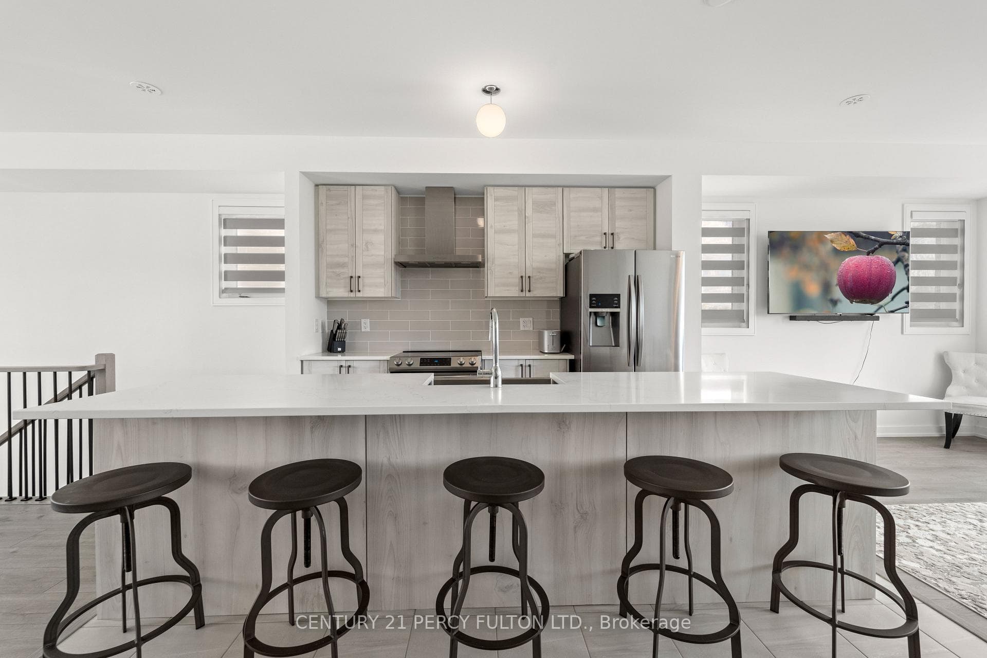 46 Blue Forest Crescent photo 18