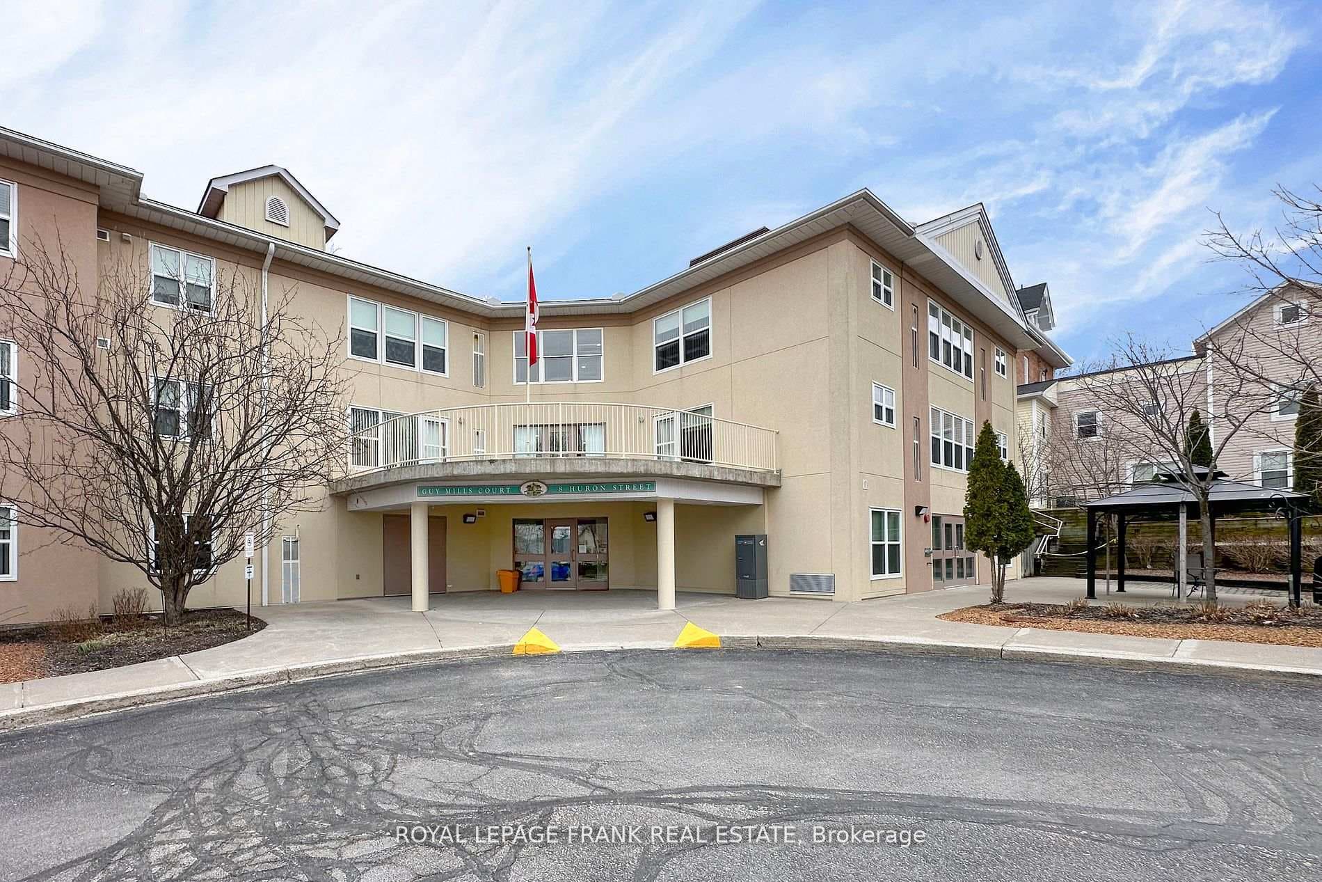 8 Huron Street Unit 108 photo 3
