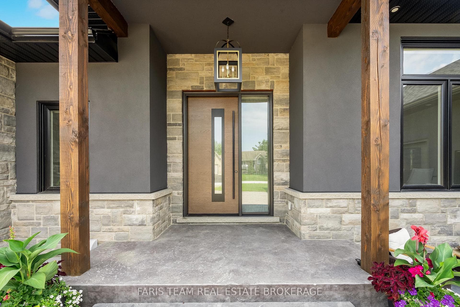 7 Reynolds Road photo 5