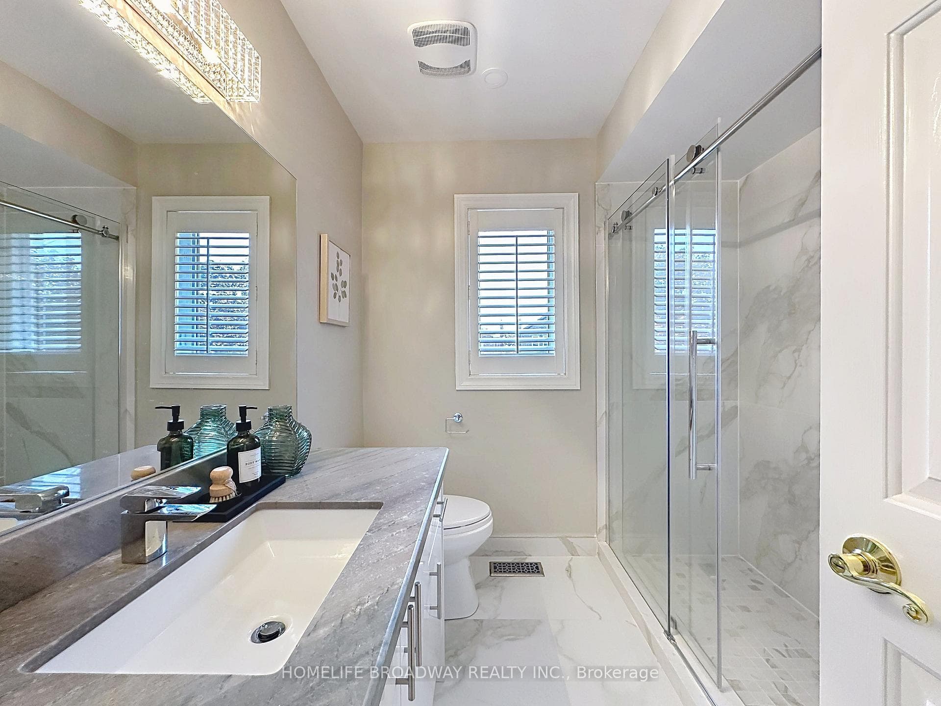 1 Hearthstone Crescent photo 20
