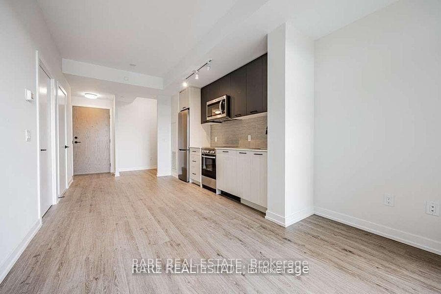 2300 St Clair Avenue Unit 415 photo 11