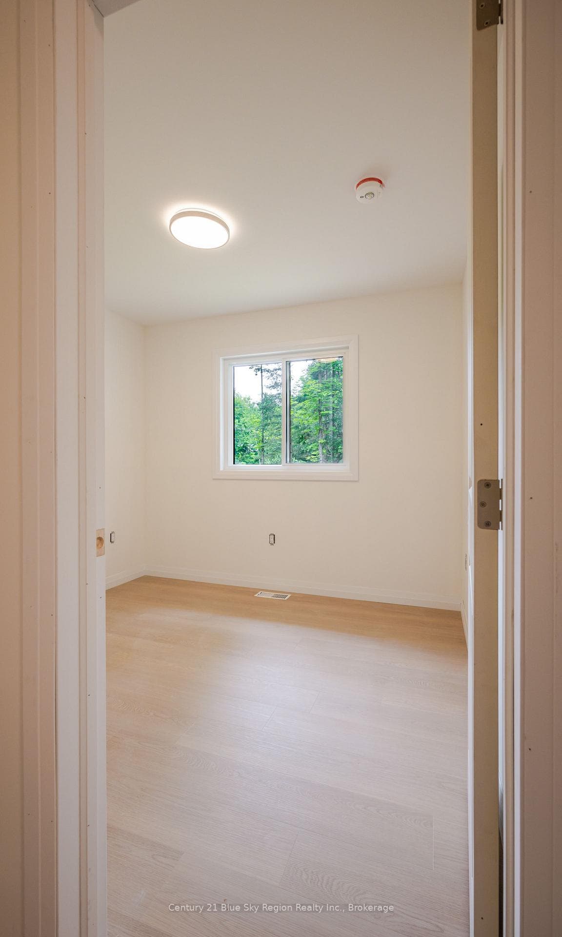 205 Greenwood Drive photo 10
