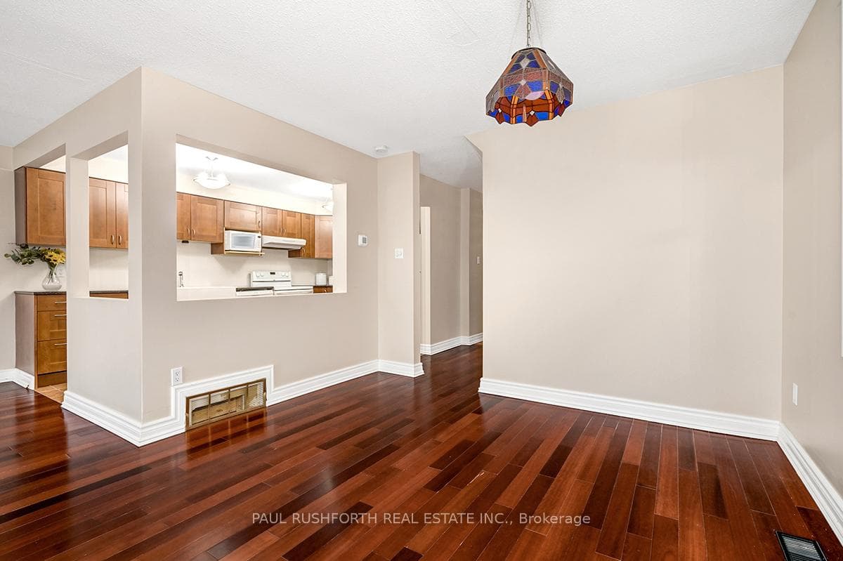 49 Foxfield Drive photo 14