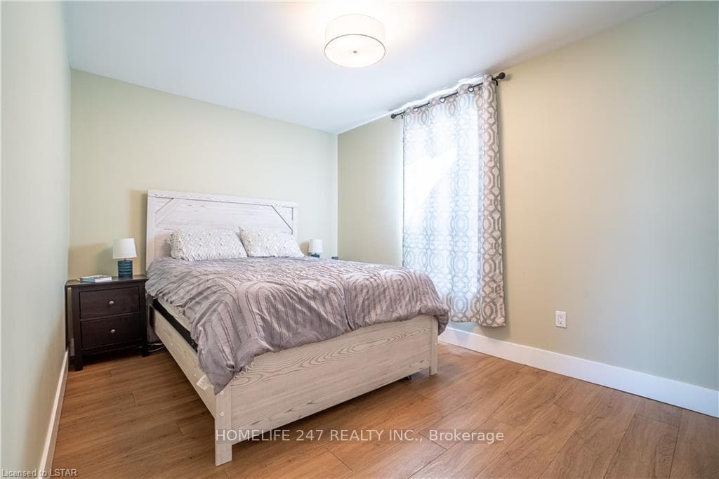 42 KAINS Street photo 16