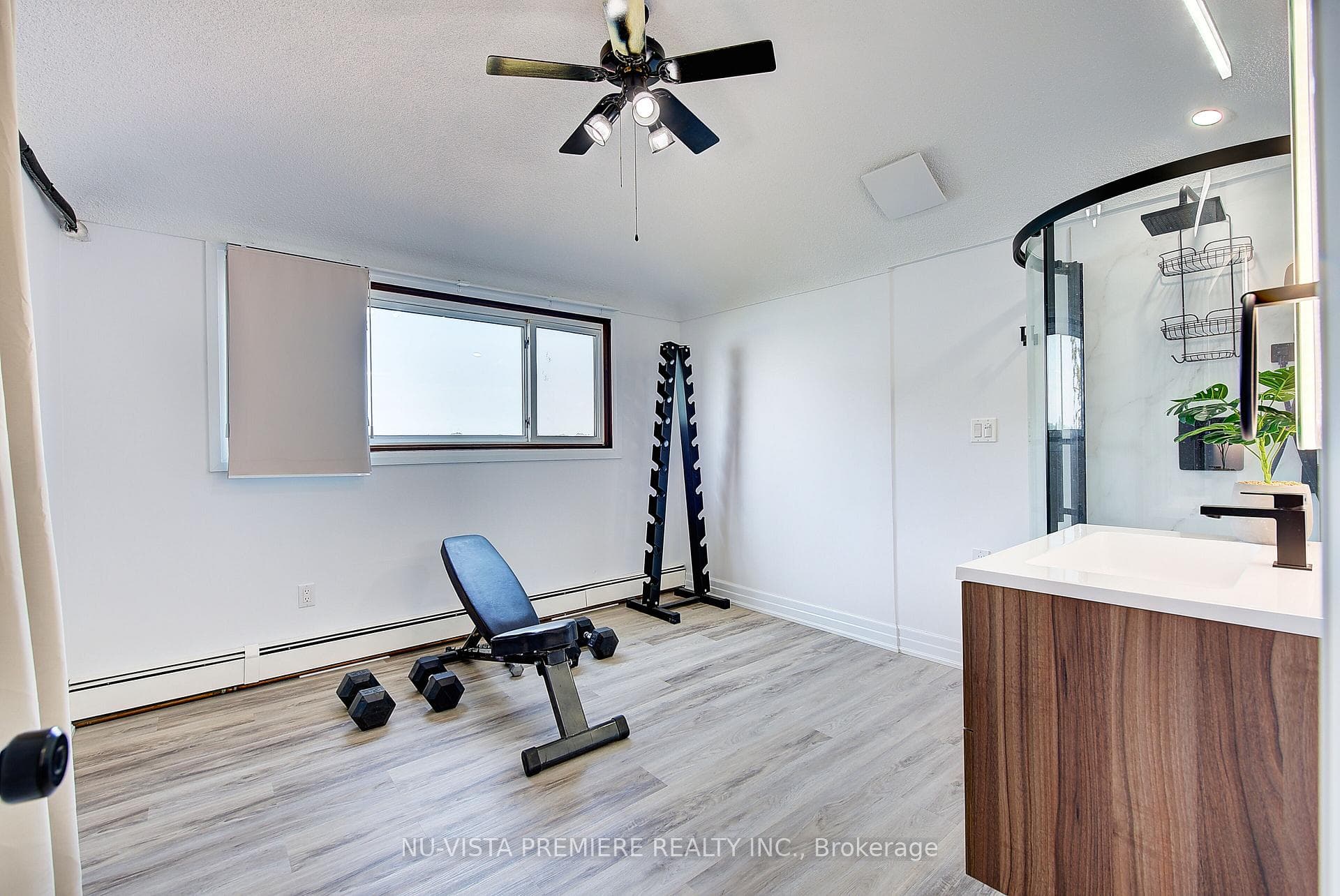 3943 Seaway Road photo 20