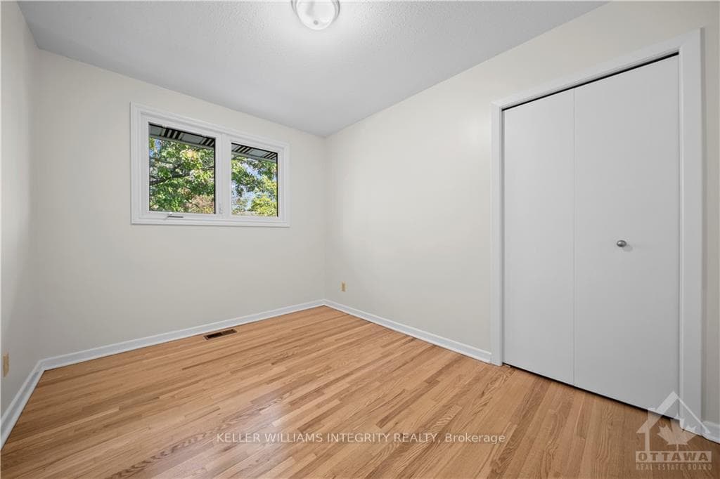 1619 VALMARIE Avenue photo 11