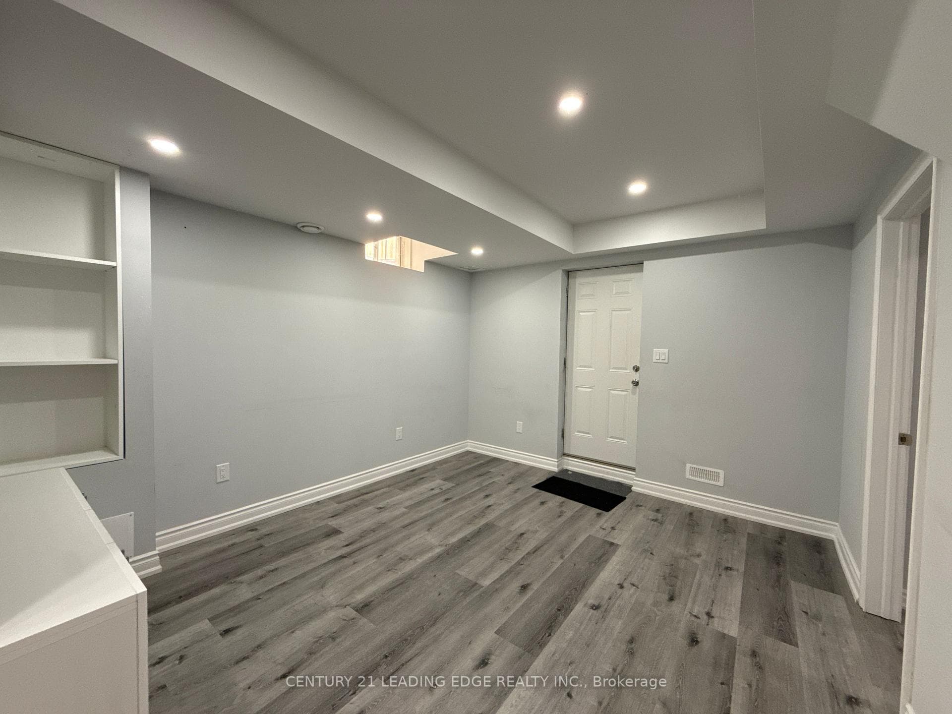 11 Northern Breeze Crescent Unit Lower photo 5