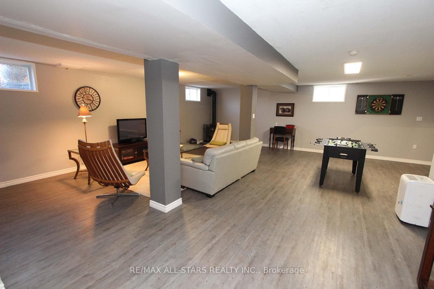 27 Hillview Drive photo 25