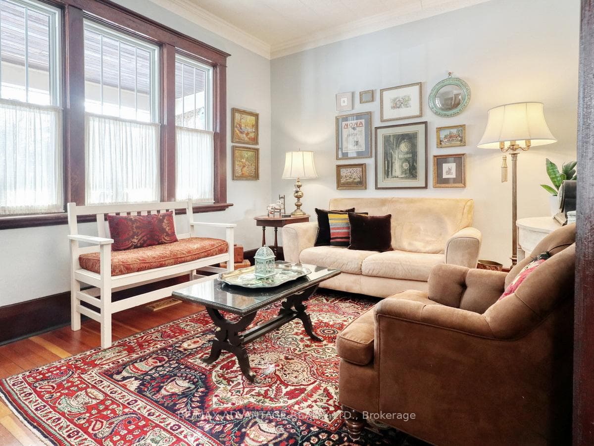 526 Chester Street photo 10