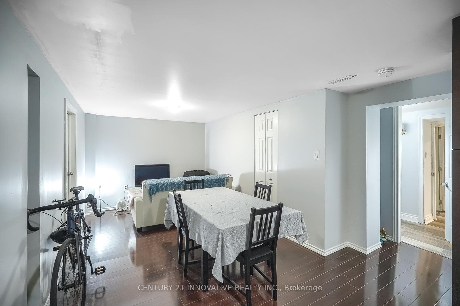 10 Stonefield Crescent photo 28