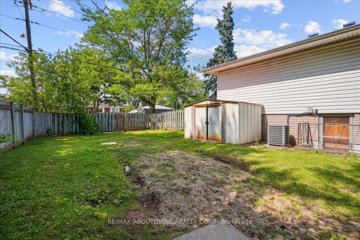 5352 Spruce Avenue photo 32