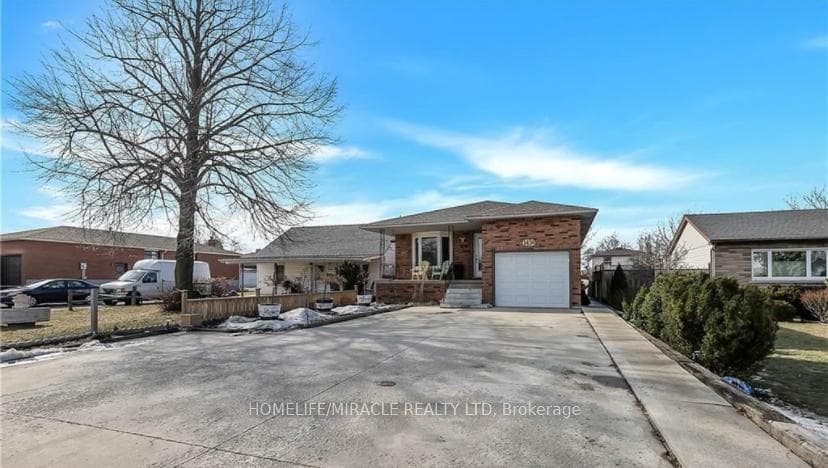 1430 Upper Gage Avenue photo 2