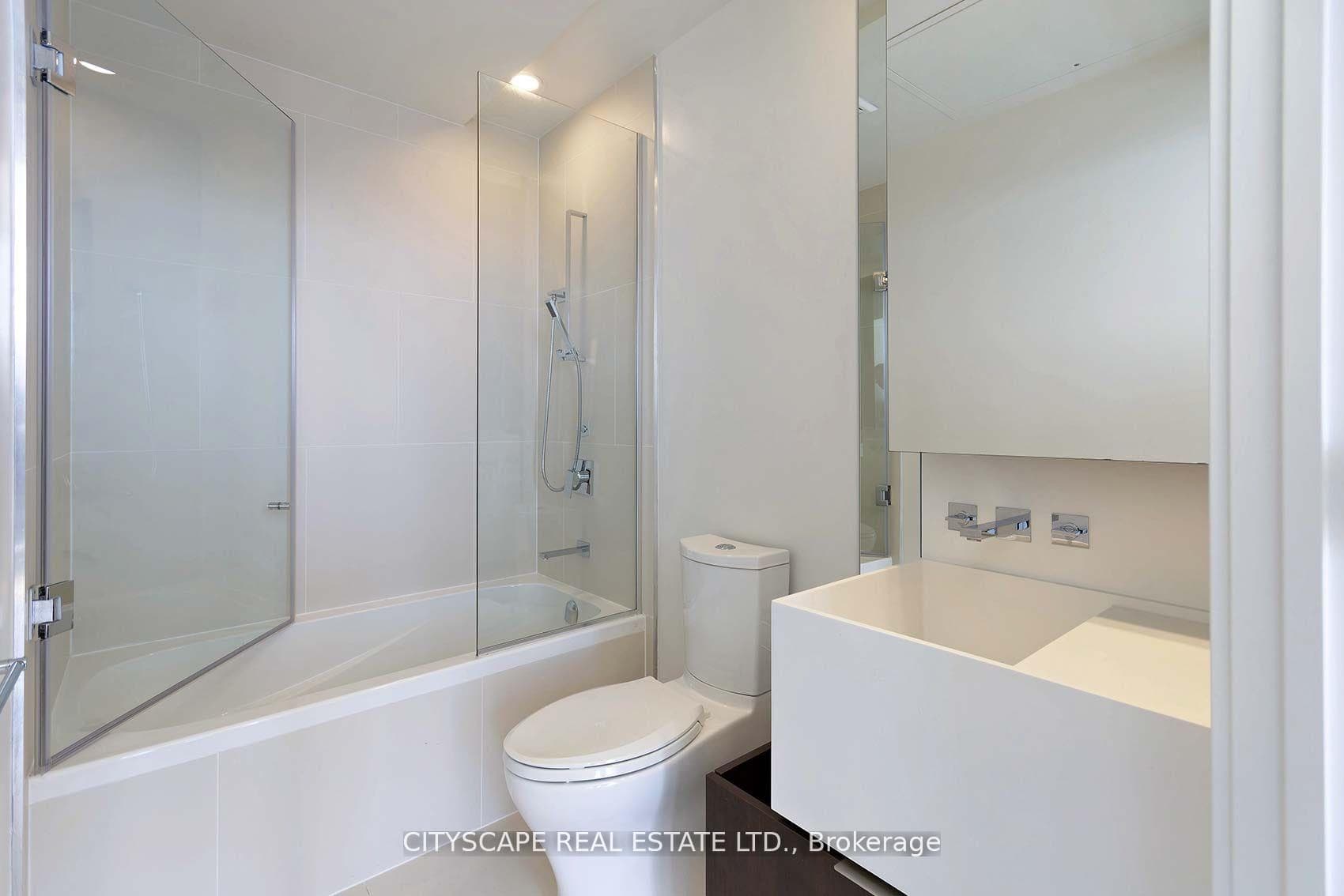 1 Bloor Street Unit 4107 photo 20