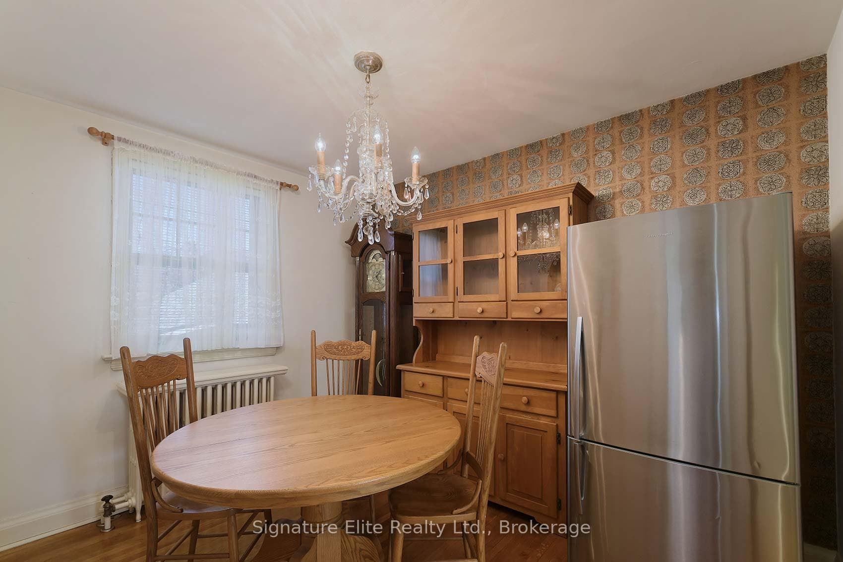 540 Atlas Avenue photo 12