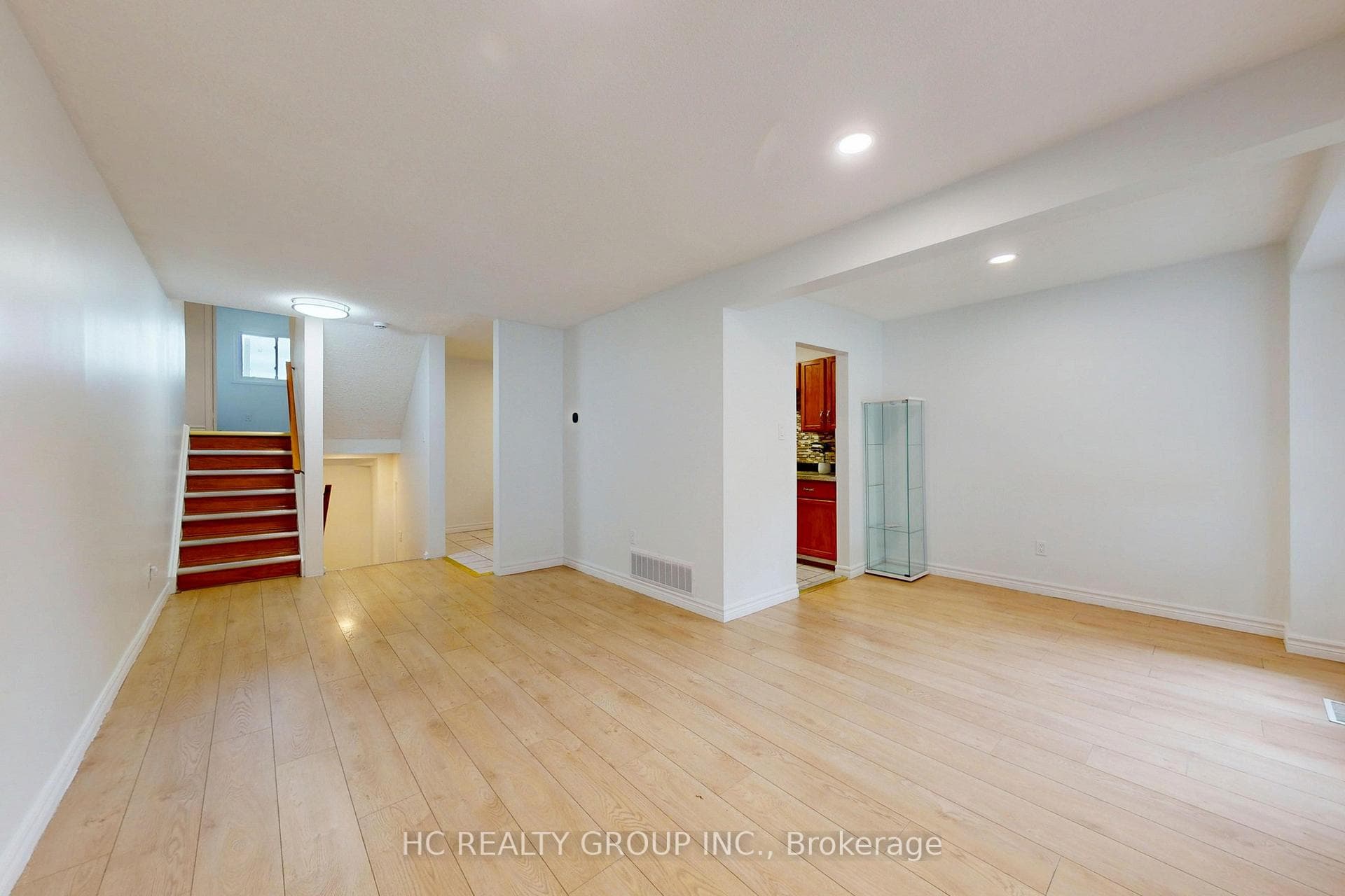 38 John Stoner Drive photo 5
