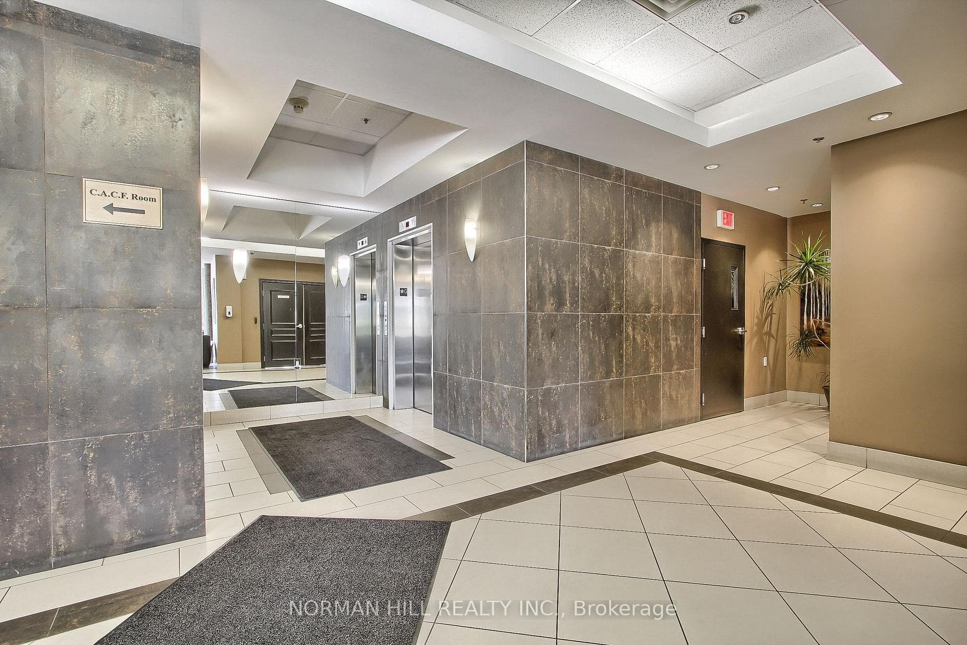 872 Sheppard Avenue Unit 602 photo 5