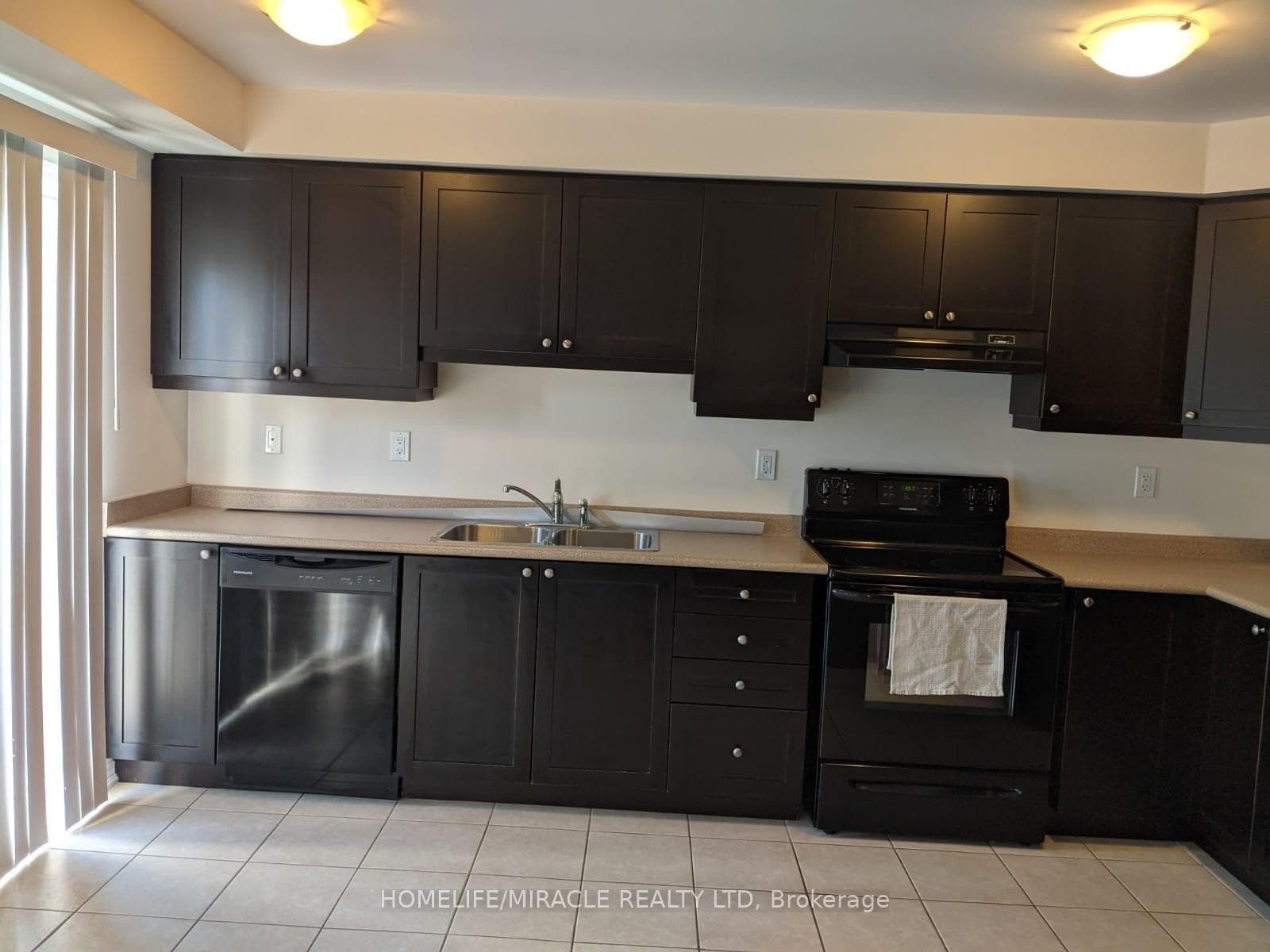 88 Glenvista Drive photo 8