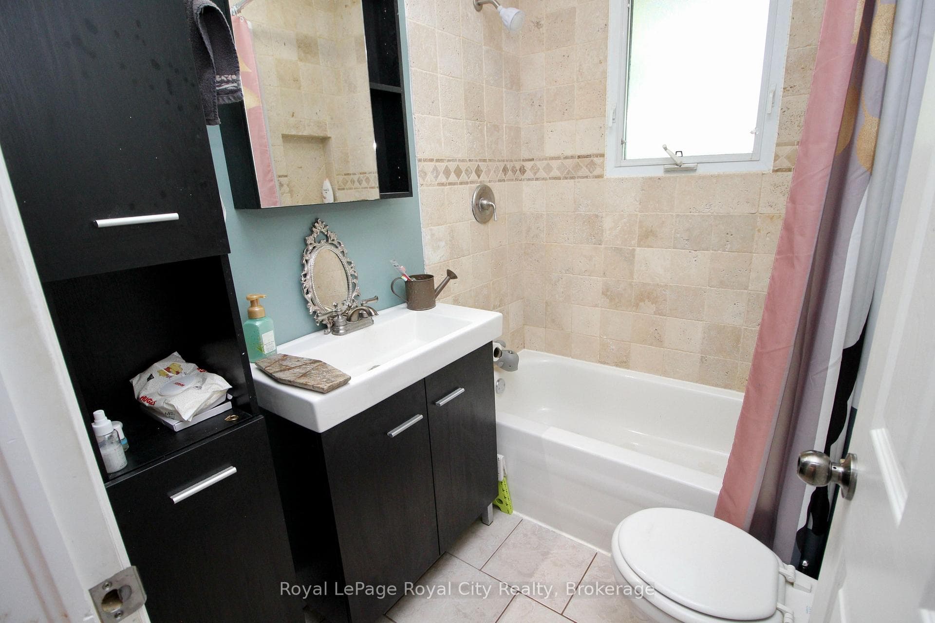 8 Rosewood Avenue photo 20