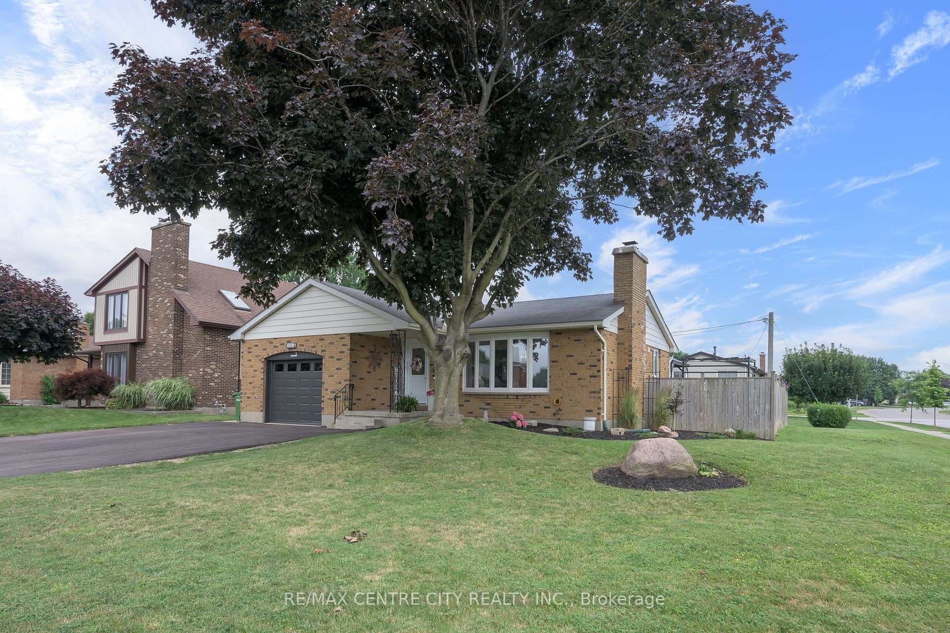 1 Idsardi Avenue photo 3