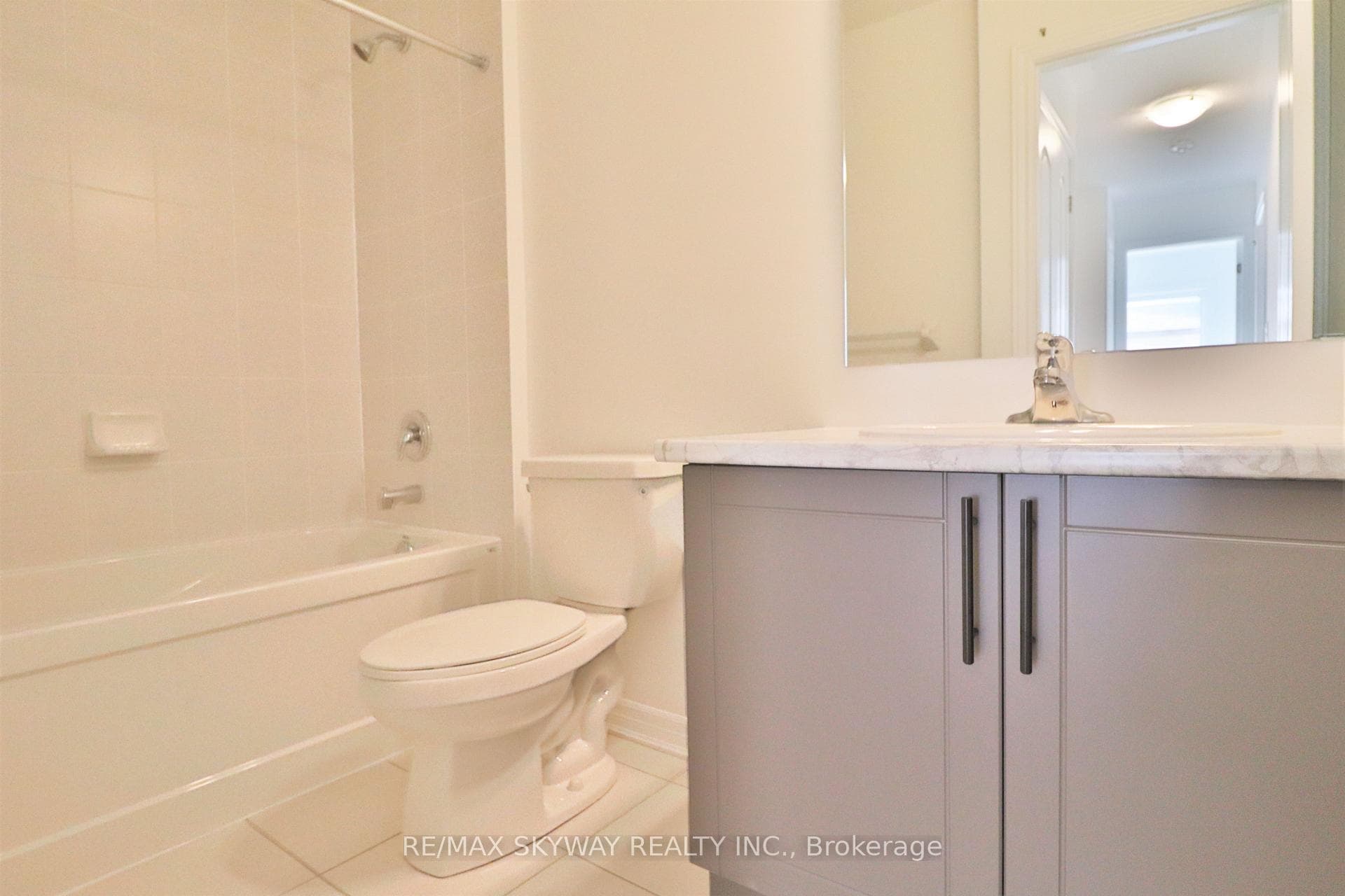 13 Tiveron Avenue photo 34