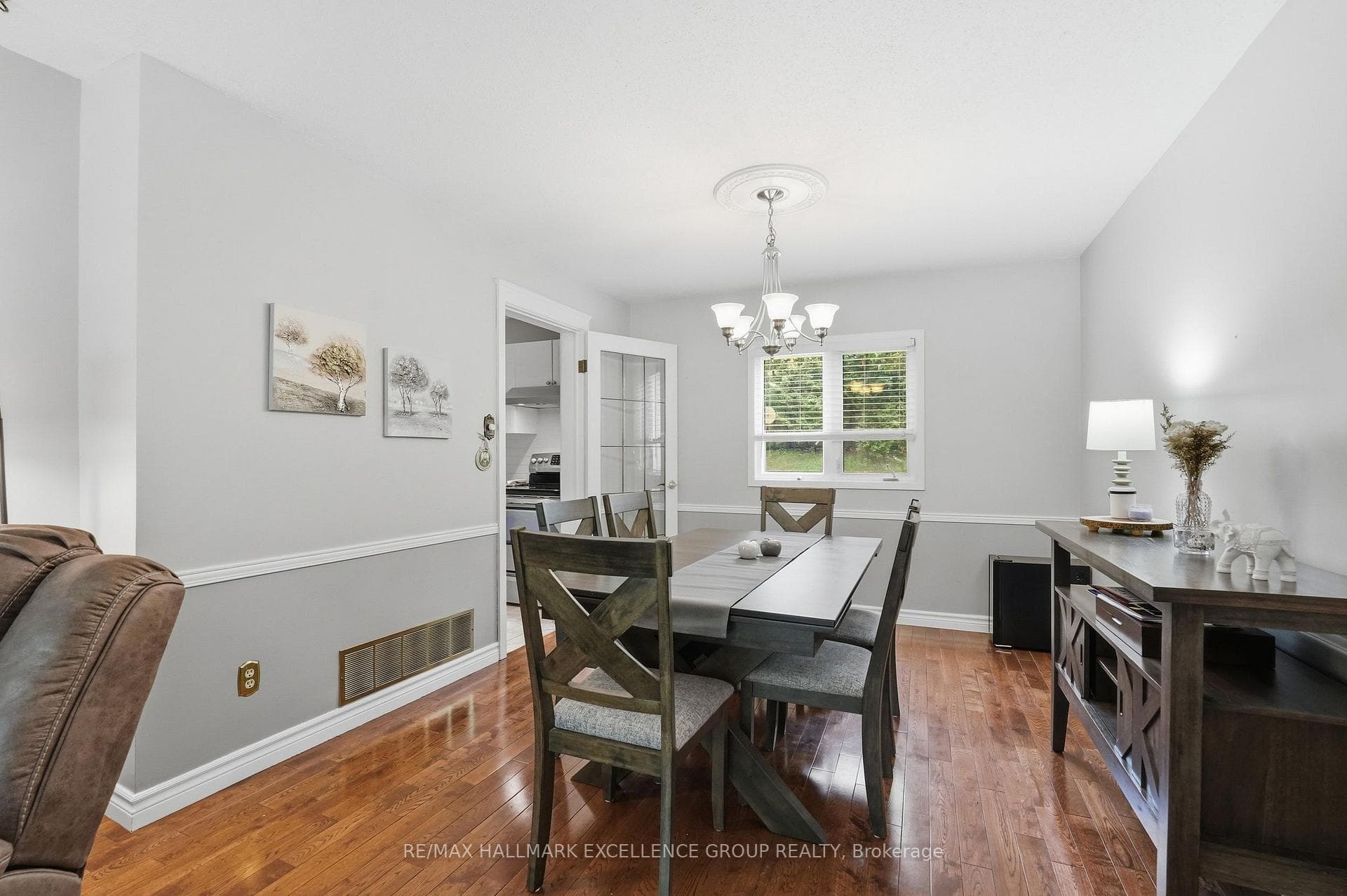 6126 Vineyard Drive photo 10